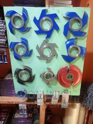 Groven and Design Cutter