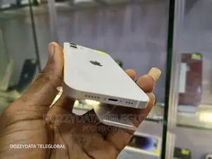 Apple iPhone 12 64 GB