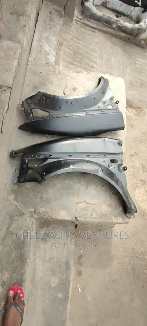 Fender Honda Element 2003 - 2010 Model