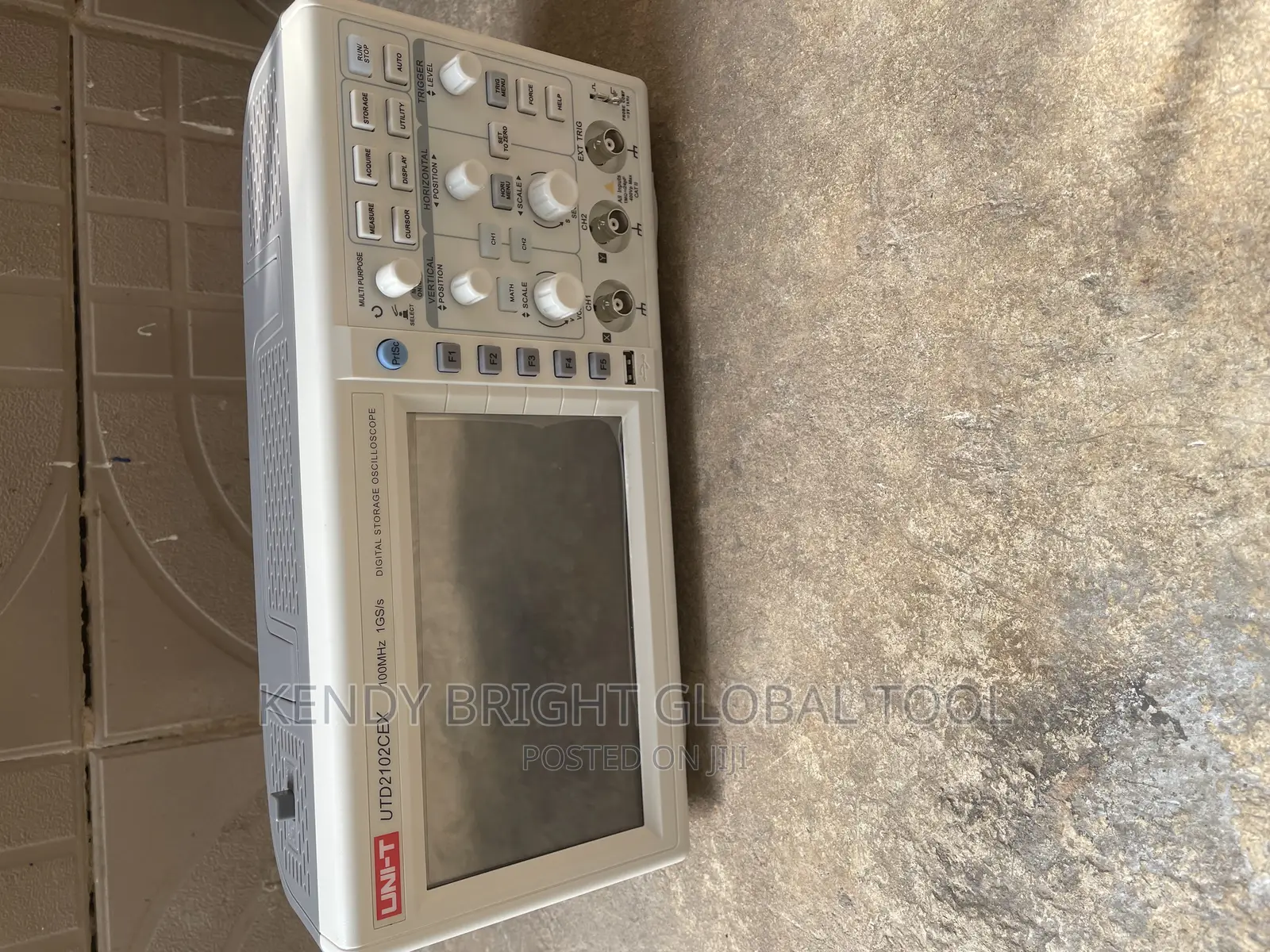 UniT Digital Storage Oscilloscope 100MHZ in Lagos Island (Eko