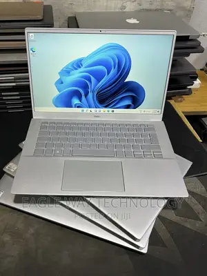 Photo - Laptop Dell Inspiron 14 16GB Intel Core I7 SSD 512GB
