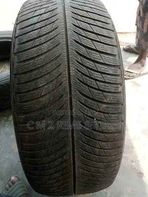 255/55r20 Tokunbo Tires
