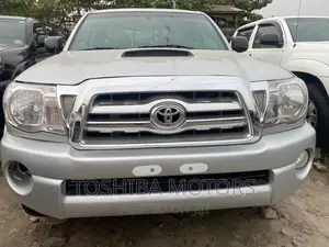 Toyota Tacoma Double Cab V6 Automatic 2012 Silver
