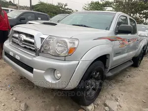 Toyota Tacoma Double Cab V6 Automatic 2012 Silver