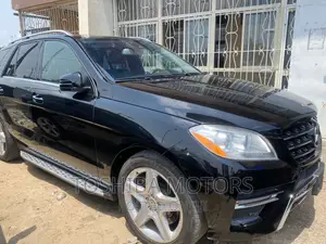 Mercedes-Benz M Class 2015 Black