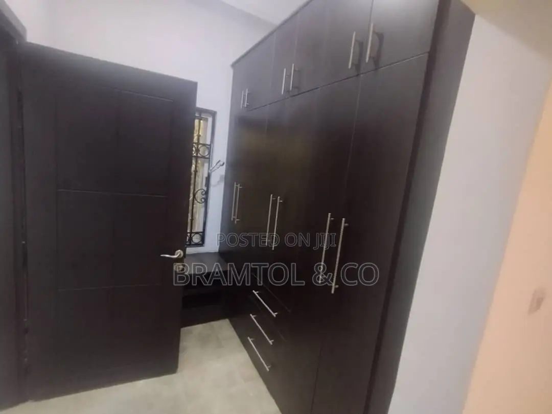 3bdrm Duplex in Maitama for rent