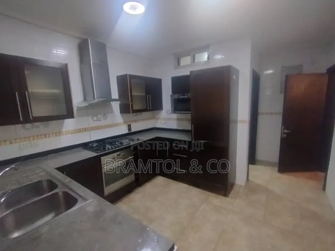 3bdrm Duplex in Maitama for rent