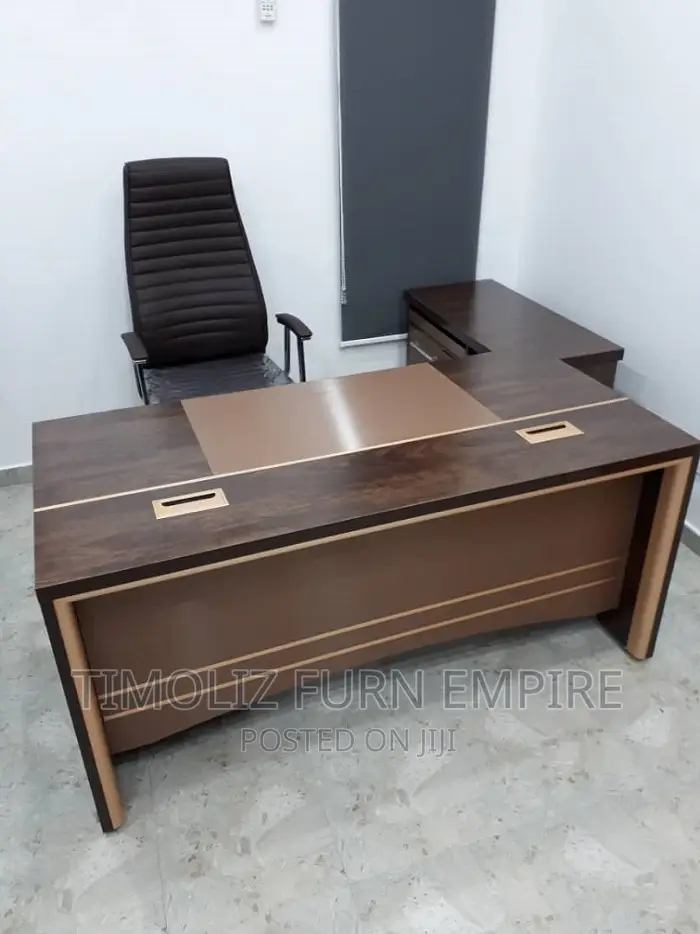 Modern Designed Executive Office Table