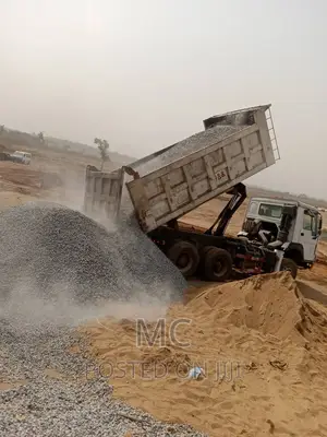 Asphalt, Chippings, Stone Dust and Sand