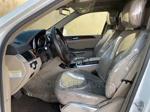 Mercedes-Benz GL-Class GL 550 2013 White