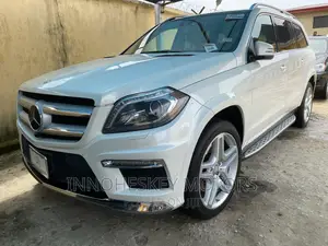 Mercedes-Benz GL-Class GL 550 2013 White