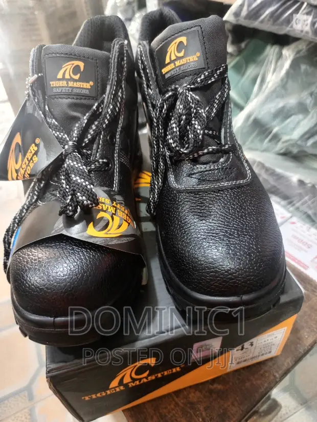 Tiger Master Safety Boot Available All Sizes in Lagos Island (Eko