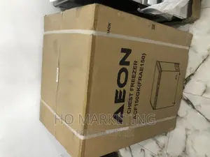 Chest Freezer With Lock and Key Aeon 150 Liters