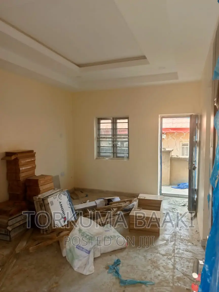 Studio Apartment in Manreng Estate, Life Camp for rent