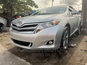 Toyota Venza 2012 Silver