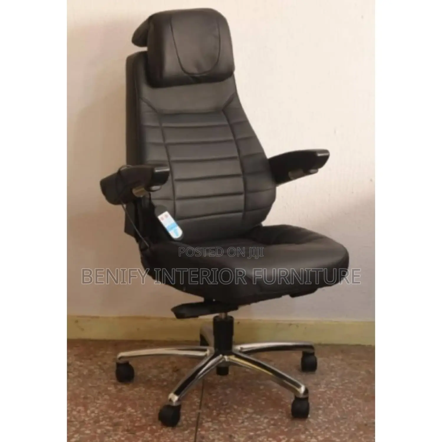 Kabs Ergonomic Massaging Chair