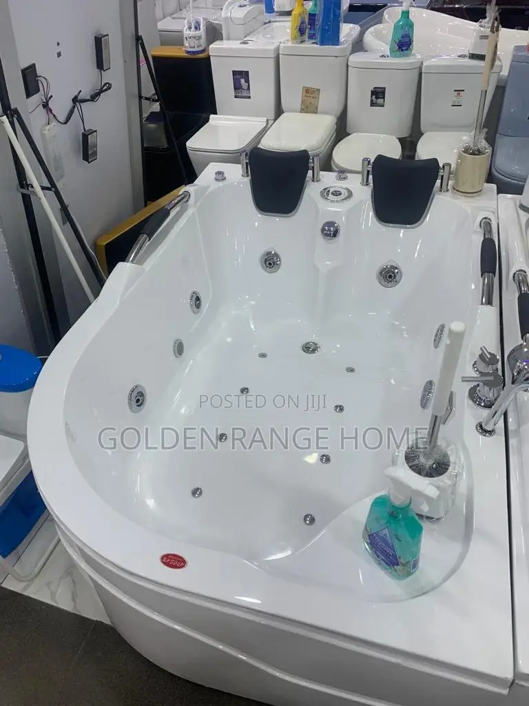 Double Jacuzzi With Massage