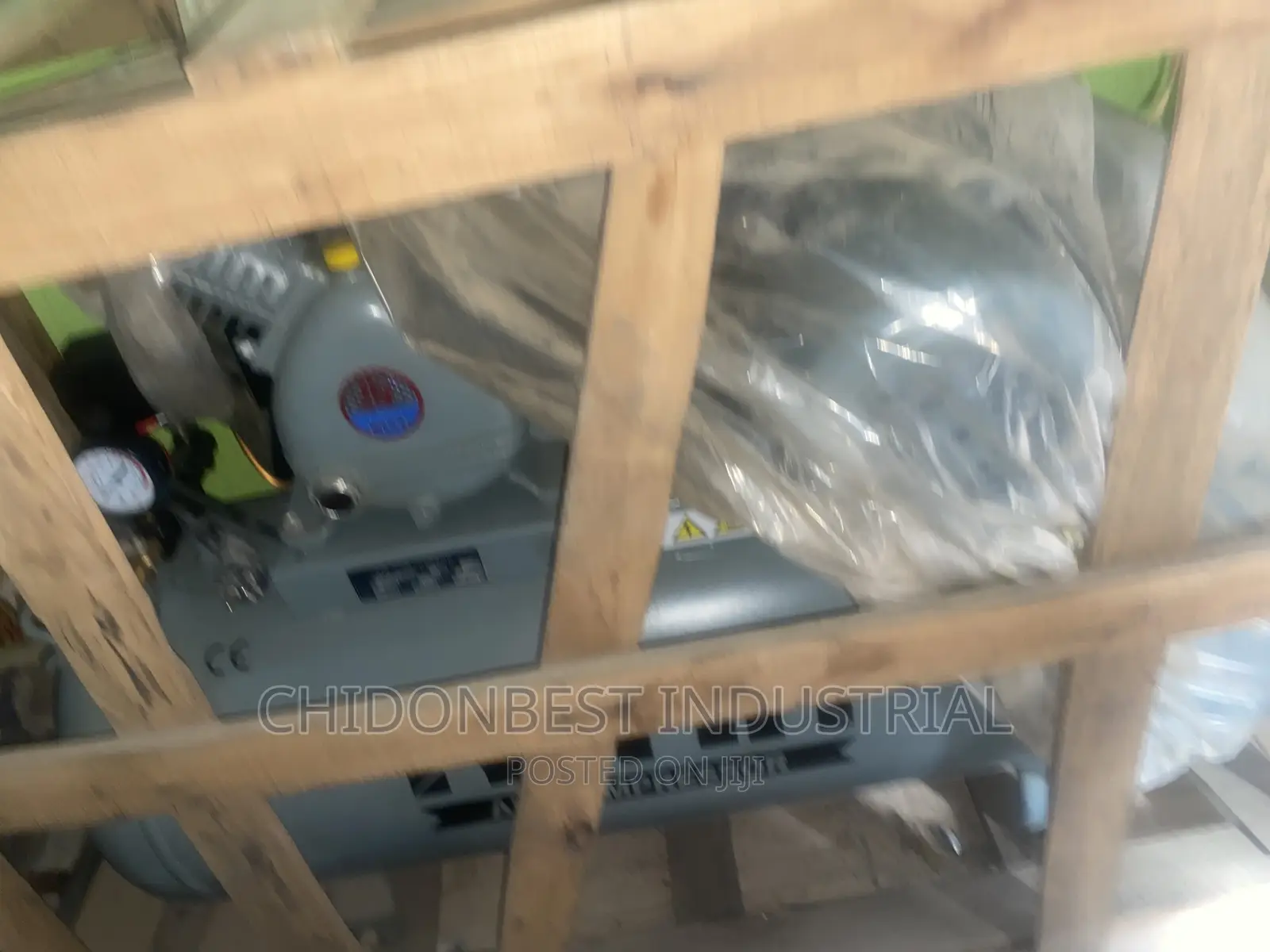 Industrial Air Compressor 100liter 8bar Single Phase in Ojo Vehicle
