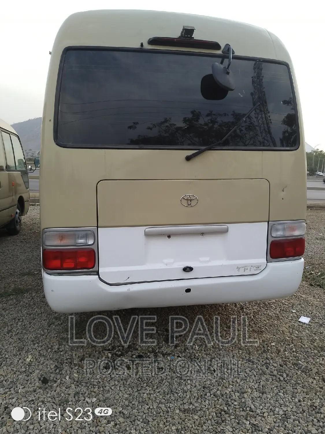 Toyota Coaster 2010 Beige