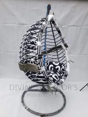 Photo - Luxury Swing Chairs