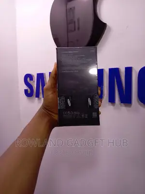 New Samsung Galaxy Note 10 Plus 256 GB Purple
