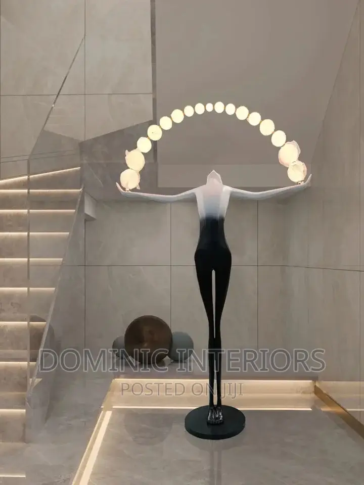 Humanoid Sculpture
