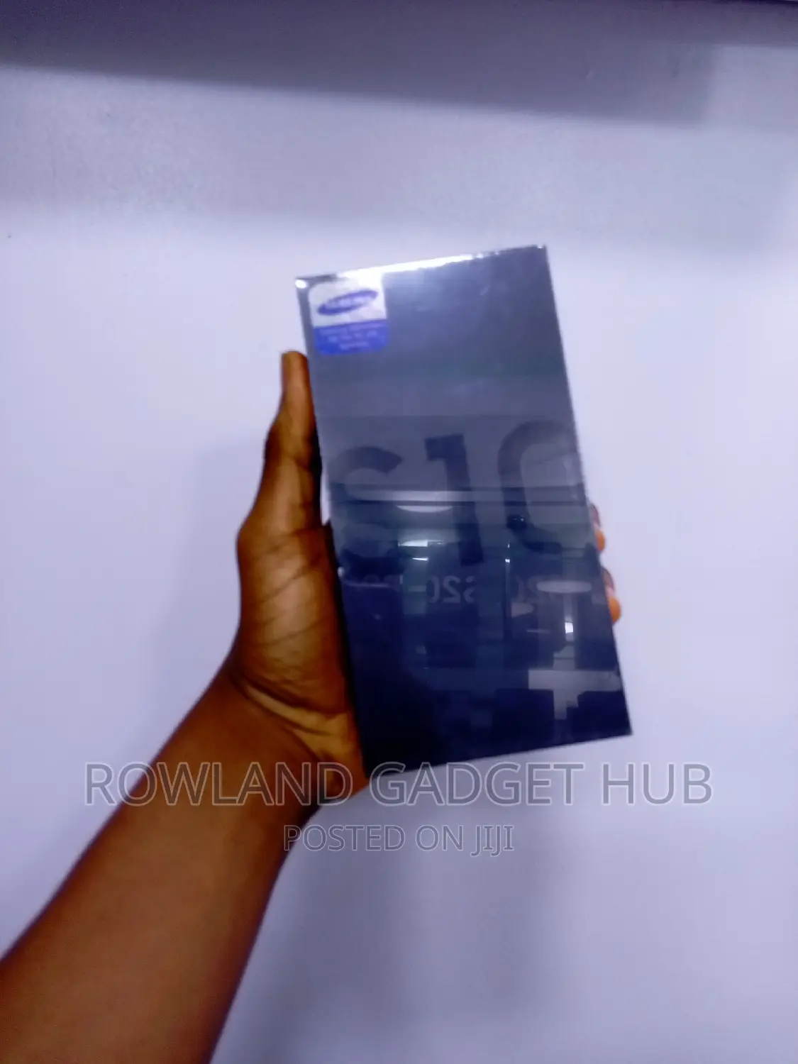New Samsung Galaxy S10 128 GB Black