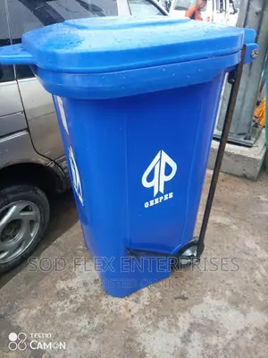 Photo - 120 Liters 100 Percentage Geepee Rubber Pedal Bin