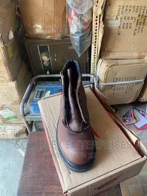 Redwing Best Quality And Durable Safety Shoe