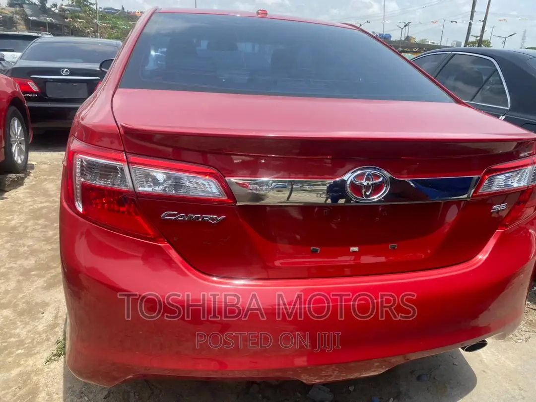Toyota Camry 2013 Red