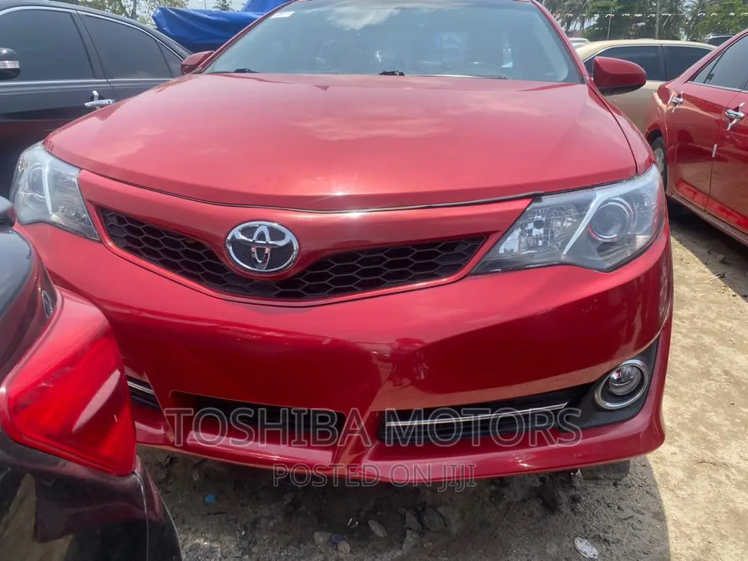 Toyota Camry 2013 Red