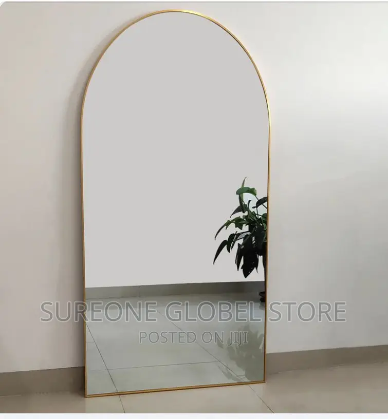 Curve Mirror Design Glass