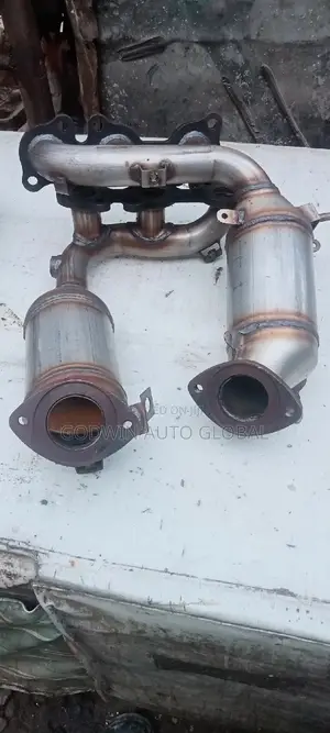 Catalyst Converter Direct New One Lexus 330