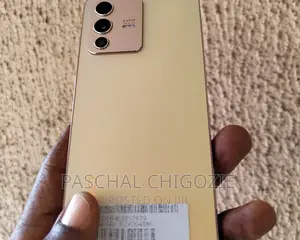 New Vivo V23 5G 256 GB Gold