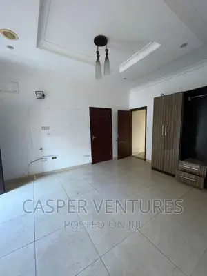 Studio Apartment in Chevy View, Chevron for rent