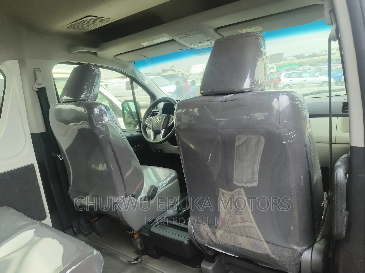 Toyota Grand HiAce 2019 White
