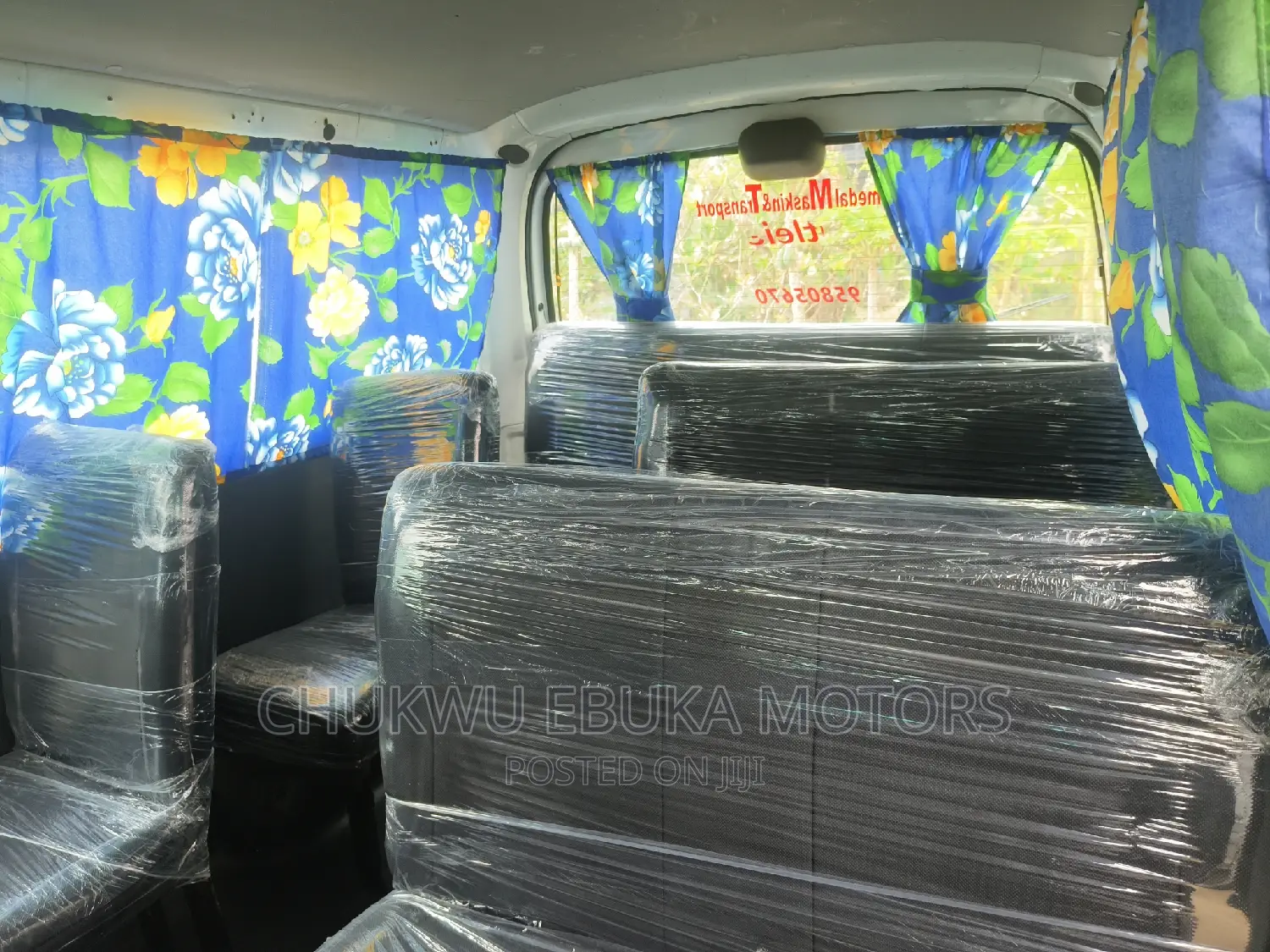 Toyota HiAce 2002 White