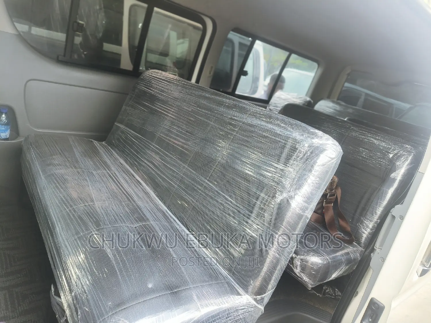 Toyota HiAce 2013 White
