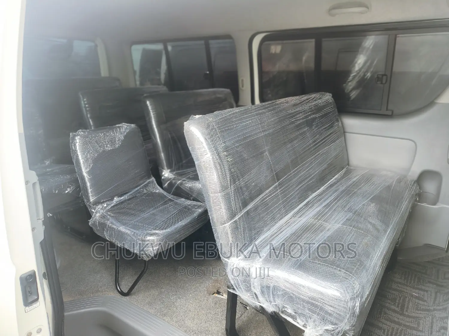 Toyota HiAce 2013 White
