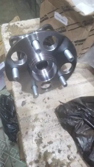 Back Wheel Hub Toyota Rx350 Model