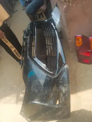 Complete Front Bumper Corolla 2014 Mod LE Tokunbo