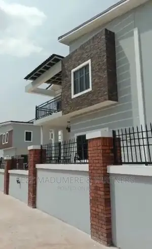 4bdrm Duplex in Independence Layout for sale