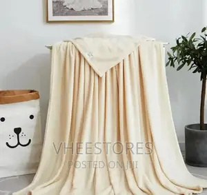 Coral Fleece Blanket for Sofa and Bed Use. 6 by 6 Size