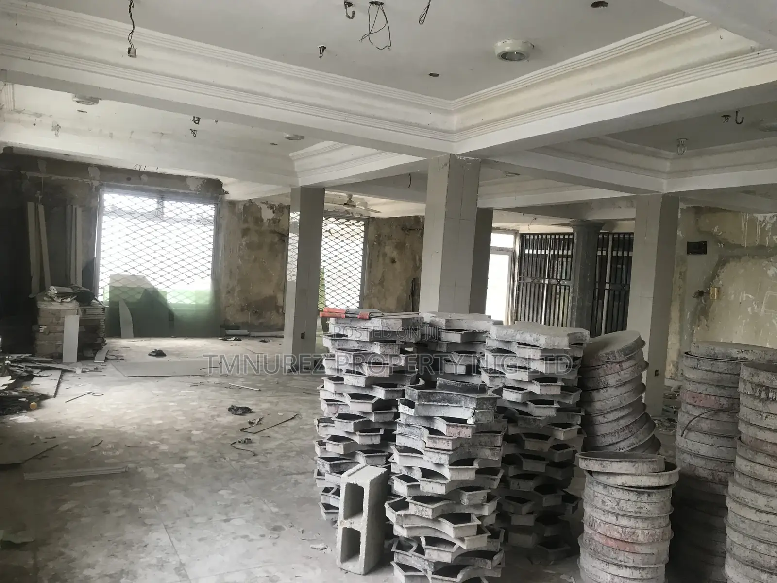 Multi Purpose Big Space