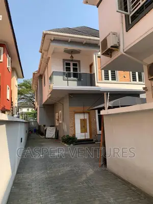 4bdrm Duplex in Osapa for rent
