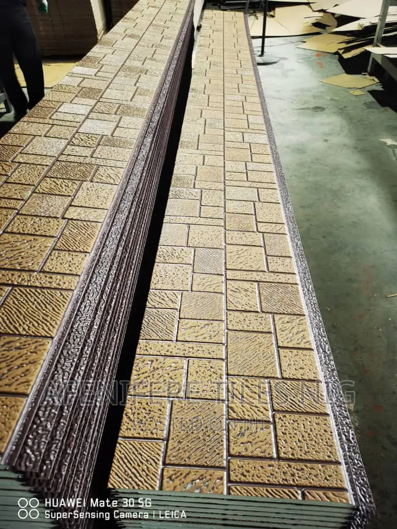 Sandwich Wall Cladding