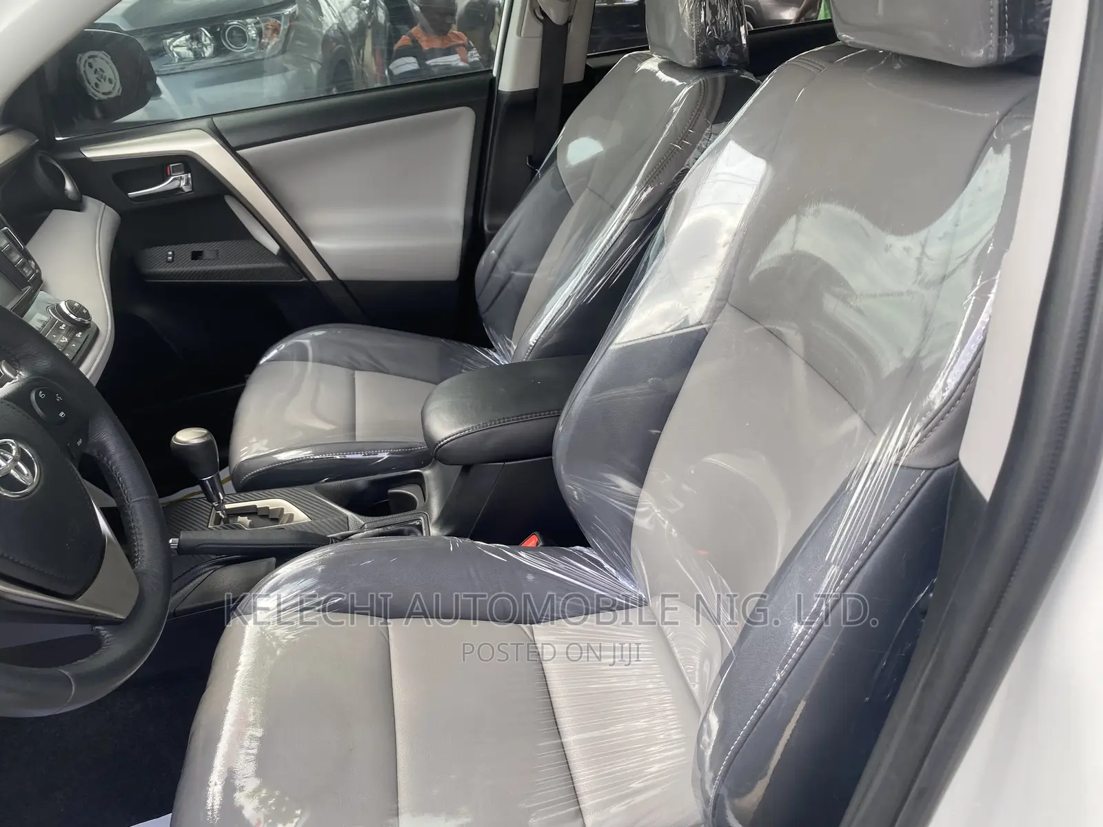 Toyota RAV4 2015 White