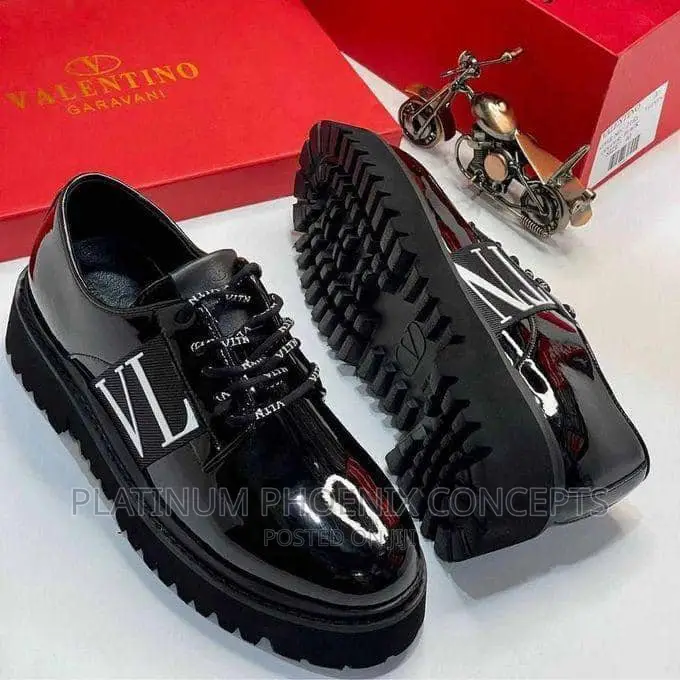 Valentino High Quality Cooperate Shoe