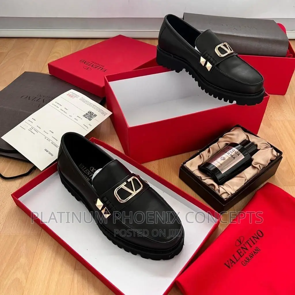 Valentino High Quality Cooperate Shoe