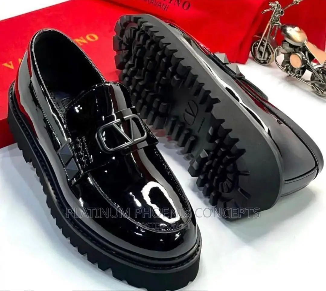 Valentino High Quality Cooperate Shoe